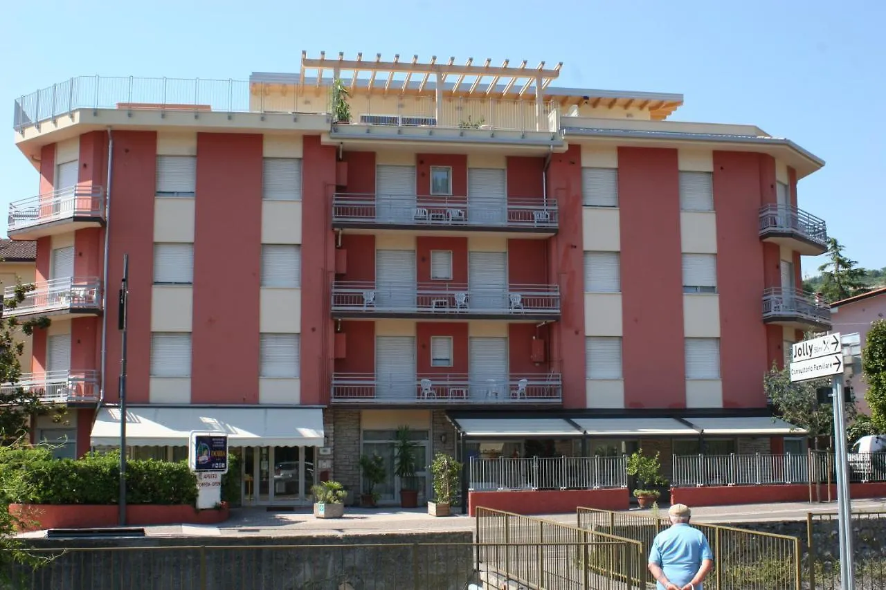 ***  Rta Doria Aparthotel Garda  Italië