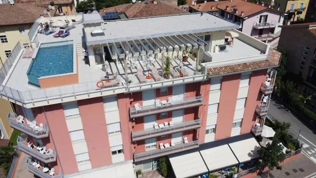 Rta Doria Aparthotel Garda  Garda (Verona)