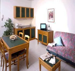 ***  Rta Doria Lejlighedshotel Garda  Italien