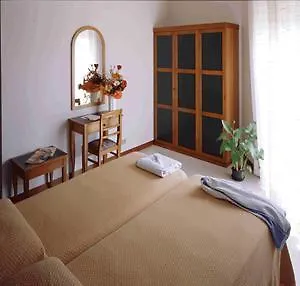 Rta Doria Aparthotel Garda   Garda (Verona)