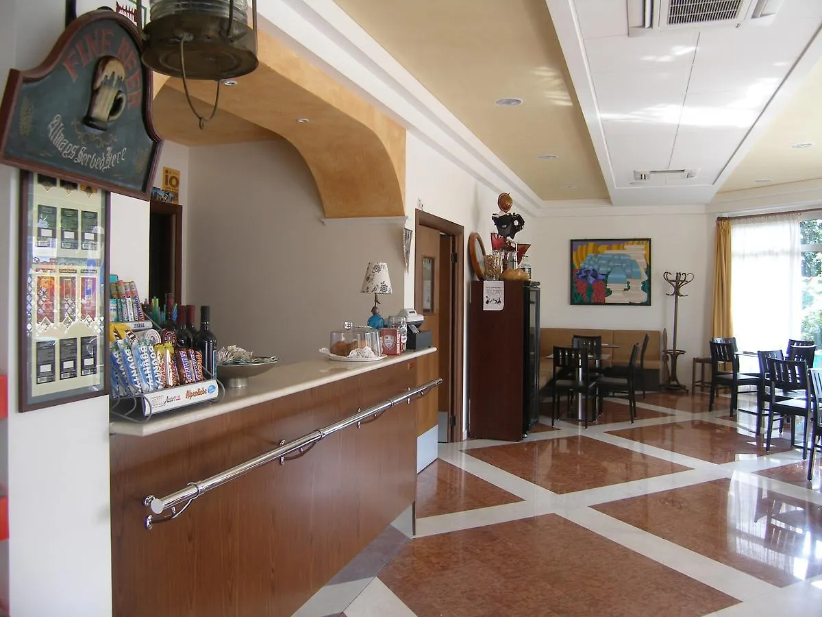 Rta Doria Aparthotel Garda   Garda (Verona)